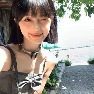 尤莉亚老师的红线